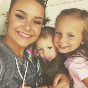 Meet your Posher, Danielle